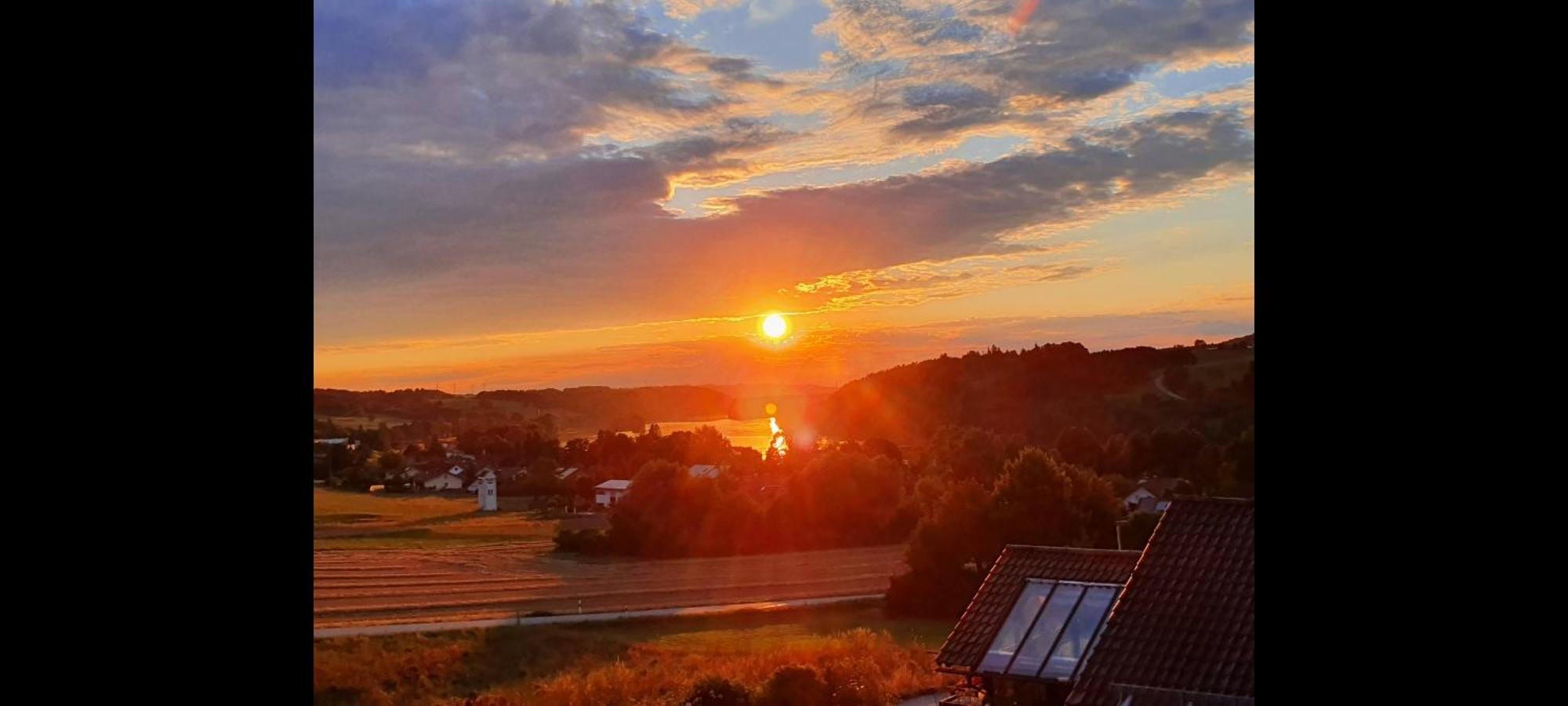 Mitterfelder Donaublick Apartamento Vilshofen an der Donau Exterior foto